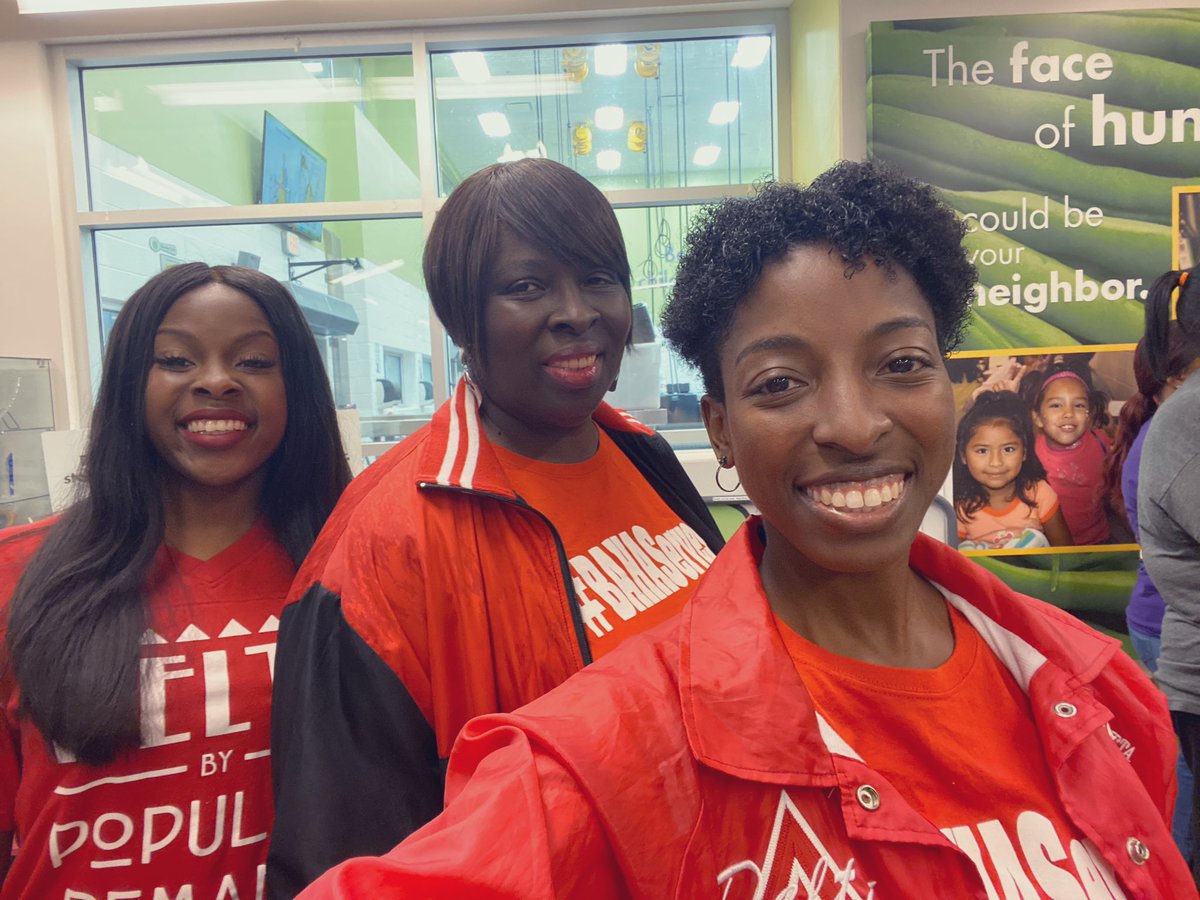 BAHADeltas's tweet photo. #BAHADST joined our sister chapters around the Houston rtoday to close out #FoundersDay Weekend w/ a Day of Service at @Habitat_org Restore &amp; @HoustonFoodBank. Service and impact is just what we do! 💪🏾 #BAHADST #BAHAServes #ServiceInOurHeart #DST1913 https://t.co/j97rEV6otb