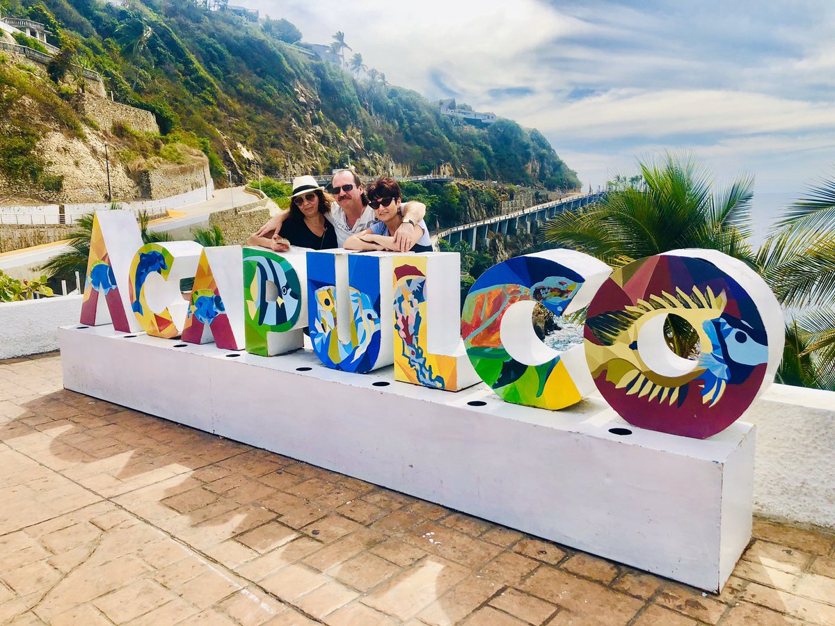 alexfinerooster's tweet photo. Guiading Our Vip Visitors in Daily #Acapulco City Tour   Family Demchenko @Sectur_Guerrero @Sectur_Acapulco #LocalExpertAcapulco #DejateGuiarPorAcapulco https://t.co/F5TGvu5YsK