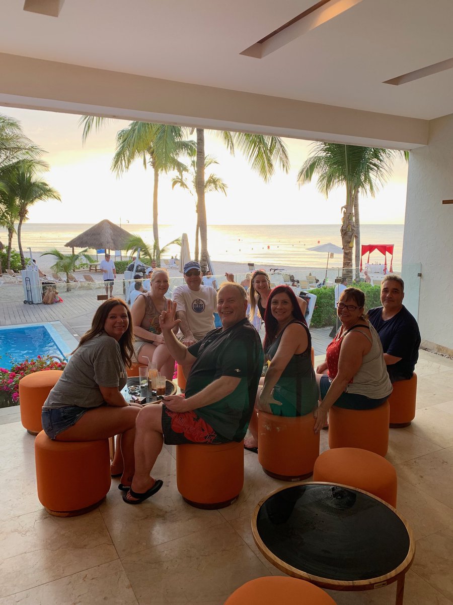 Macker63's tweet image. How’s the snow mutha truckas