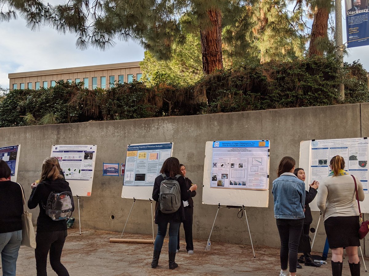 ucicuwip's tweet photo. Poster Sessions are in full swing! Have some conversation and snacks!

#CUWiP2020 #CUWiP2020uci https://t.co/b0g7UFn8ql