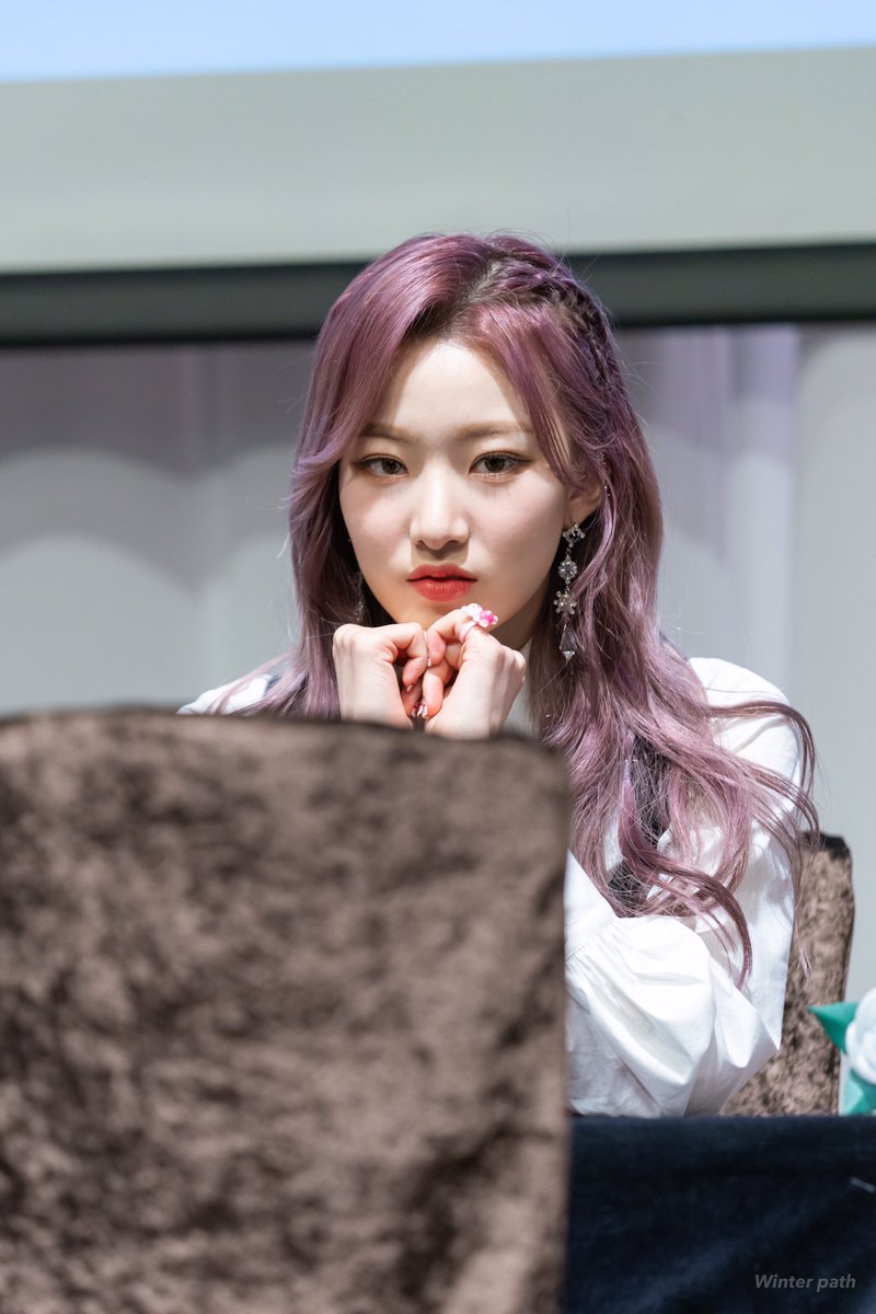 k_Winter_path's tweet photo. 200111 
드림노트 팬사인회

#드림노트 #DreamNote 
#ドリームノート⠀
#유아이 #Youi
#ユアイ 
@iMe_Dreamnote https://t.co/zgEMXLSMre