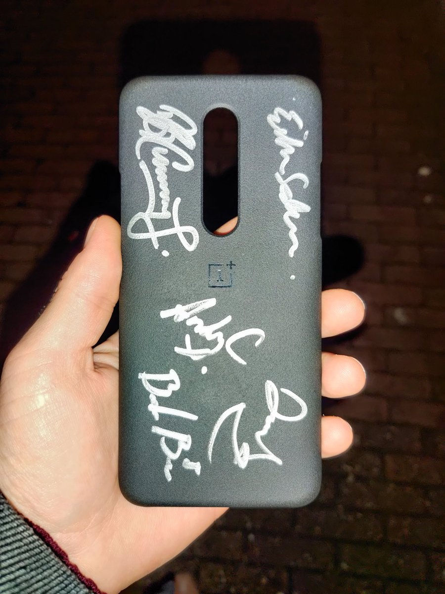 Great show in Amsterdam! Very happy with my new phone cover :)  <a href="/NosleepPodcast/">The NoSleep Podcast</a> #nosleeplive <a href="/CummingsDG/">David Cummings</a> @astrotour2010 <a href="/ErikaSanderson/">Erika Sanderson</a> <a href="/WondrousSound/">Brandon Boone🎵</a>