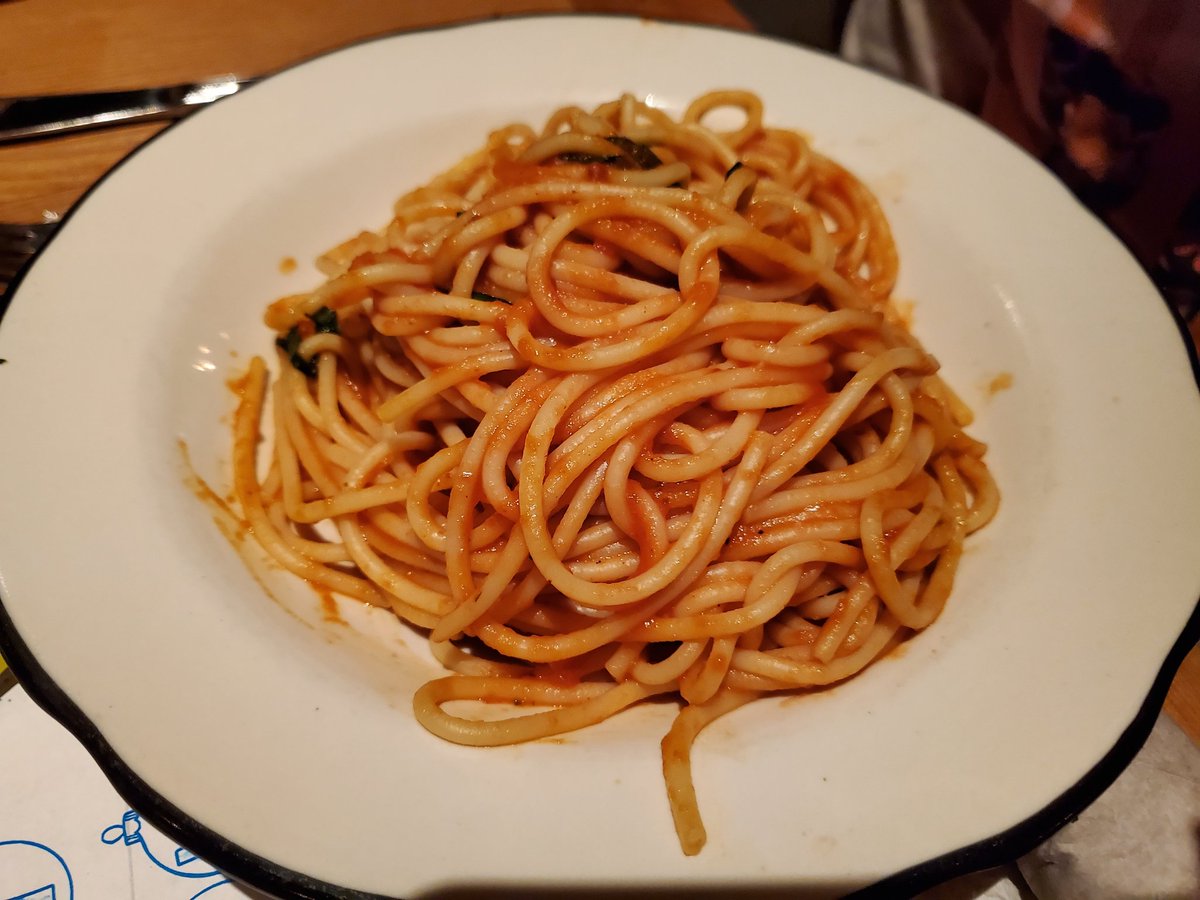 Kelly Bachman tweet media