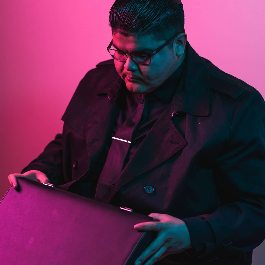 Official6ow's tweet photo. Let's see what's inside 👀
*Know Me * Visuals out now ❗❗
https://t.co/XGW0bO87Ji
#newmusic #outnow #Knowme #6ow #nightshot #musicvideo #lookatitclosely #visuals #adelanto #cali #losangeles #hiphop #bilingual #latino #musicislife #southbay #visualsontheway #soon https://t.co/g7sKlM1OoG