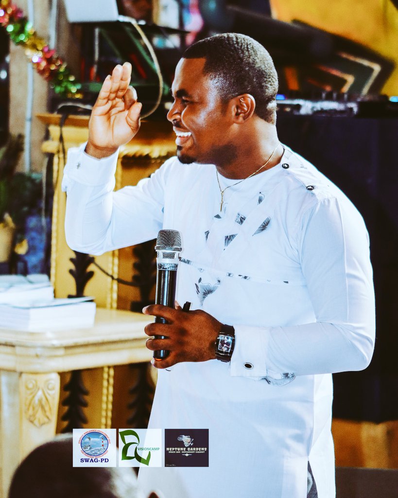 ombelemarlon1's tweet photo. We thank God for Vision Camp 2020 Douala Edition.
🤩🥳💃🕺
Theme: Unveiling the potemcy of your vision.
😅😂🤣
https://t.co/1yOILHbPkv
VISIONCAMP vibes.
VISIONCAMP impact stories.
👩🎓🏆🎖
We dare you to be a windjammer.
#visioncamp
#IMPACTpreneurship
#IdeasMakeMenDear https://t.co/aDE2rA0pQl