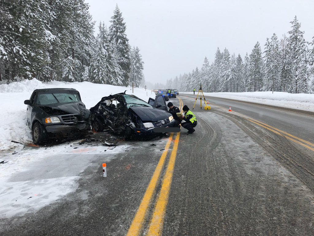 ISPNorthIdaho's tweet photo. Troopers are on scene of this serious injury crash on HWY 41 in the Twin Lakes area. Expect delays and please slow on approach road conditions and visibility are poor. https://t.co/a1gHEkRCrK
