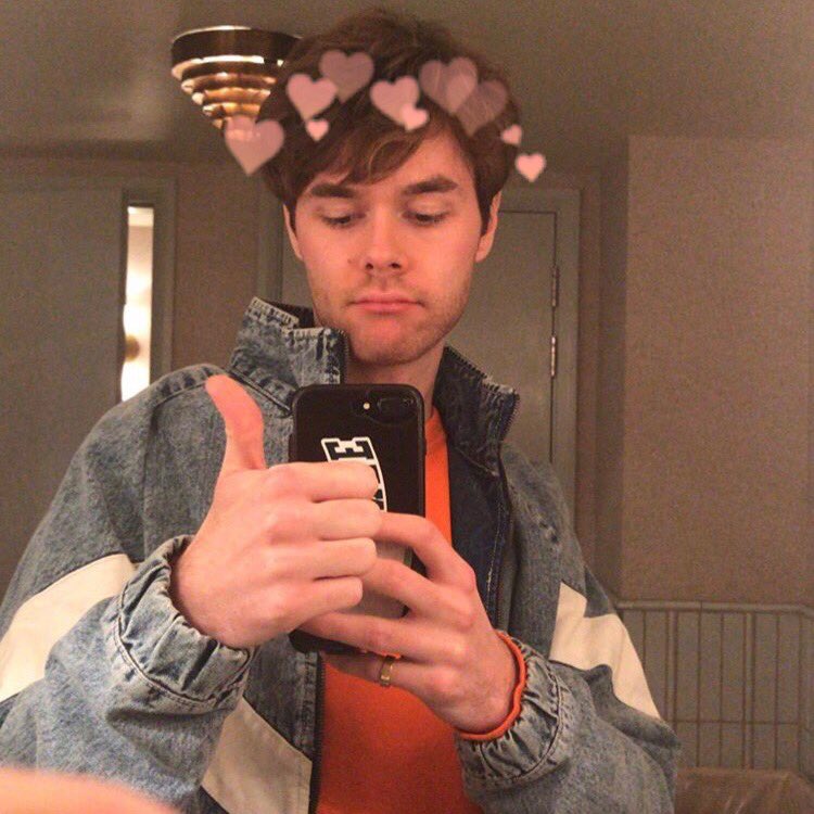 pursuitofcorey's tweet photo. happy birthday harrison <3 i hope you have an amazing day full of love and happiness! here's to another great year <3 #hbdharrison https://t.co/5LG4Z7DQlm