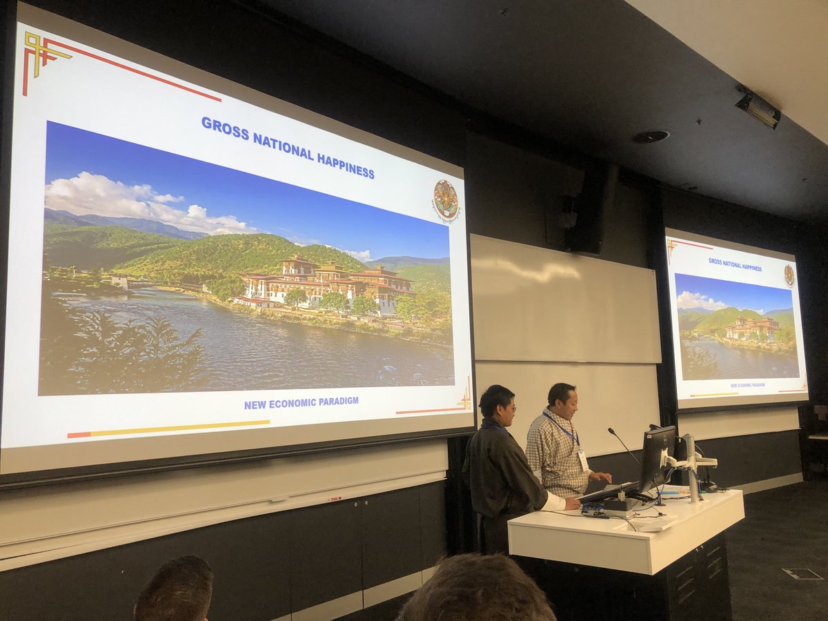 IntensiveDave's tweet photo. #hackaotearoa WELL DONE TO Team ‘Hackunamadata’ - Winners of the Datathon and best name too! ⁦THANK YOU to our friends from Bhutan @MITcriticaldata⁩ @anzics https://t.co/HDnF34qy5D