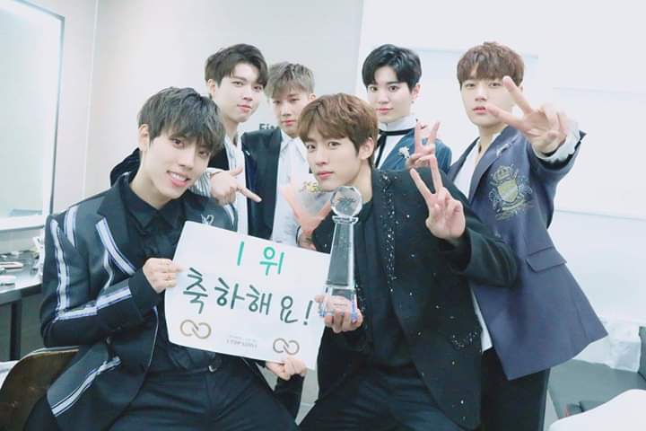eyyynimyeong's tweet photo. Happy 2 years INFINITE #TellMe3rdWin
💛💛💛 waiting for ONE GREAT COMEBACK!! 👊 https://t.co/p0RqL1pq7U