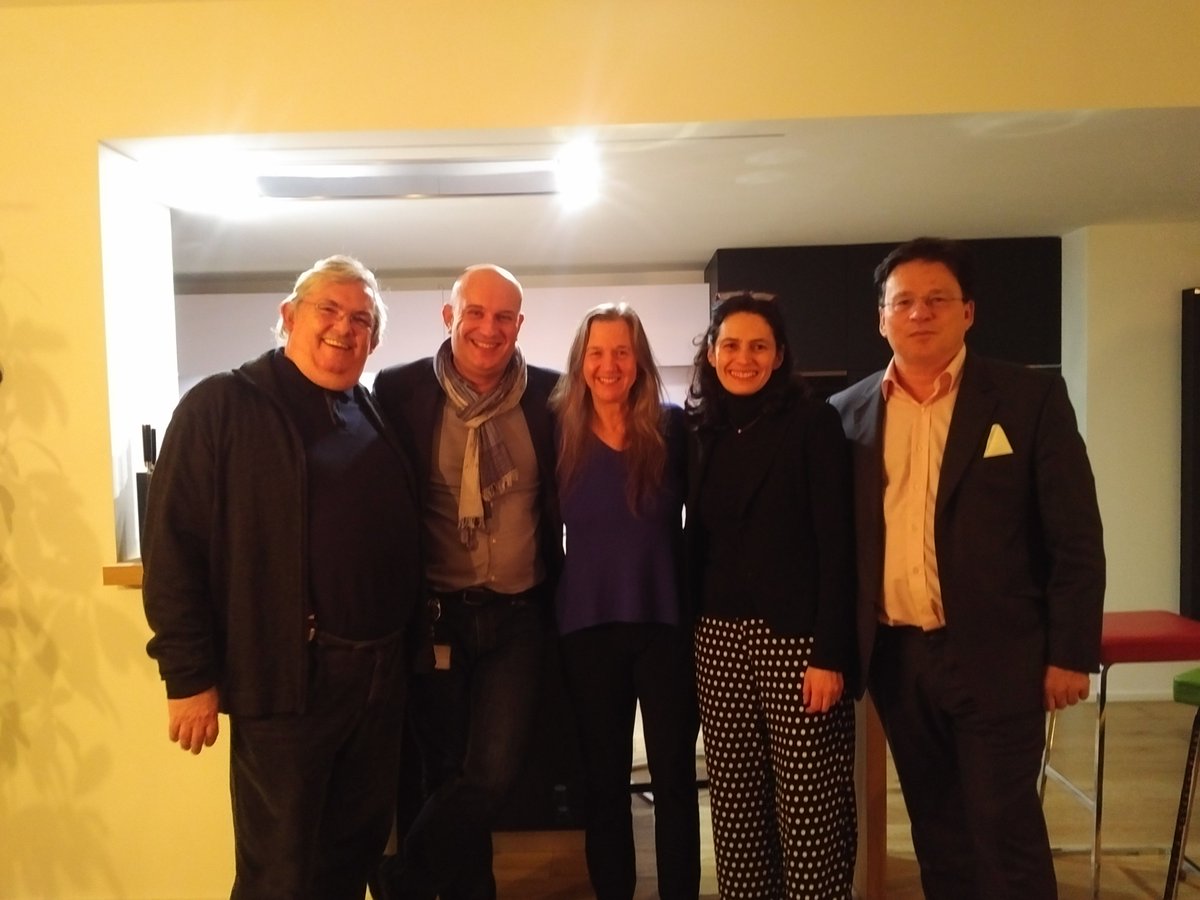 Memorable @lisdata reunion in Luxembourg. These 5 people have worked at/with LIS for a total of 140 years. Seriously. That would be Marc Cigrang, Thierry Kruten, Janet Gornick, Teresa Munzi, Serge Allegrezza. @JanetGornick @TeresaMunzi @LISERinLUX @statec @alservus @stone_lis
