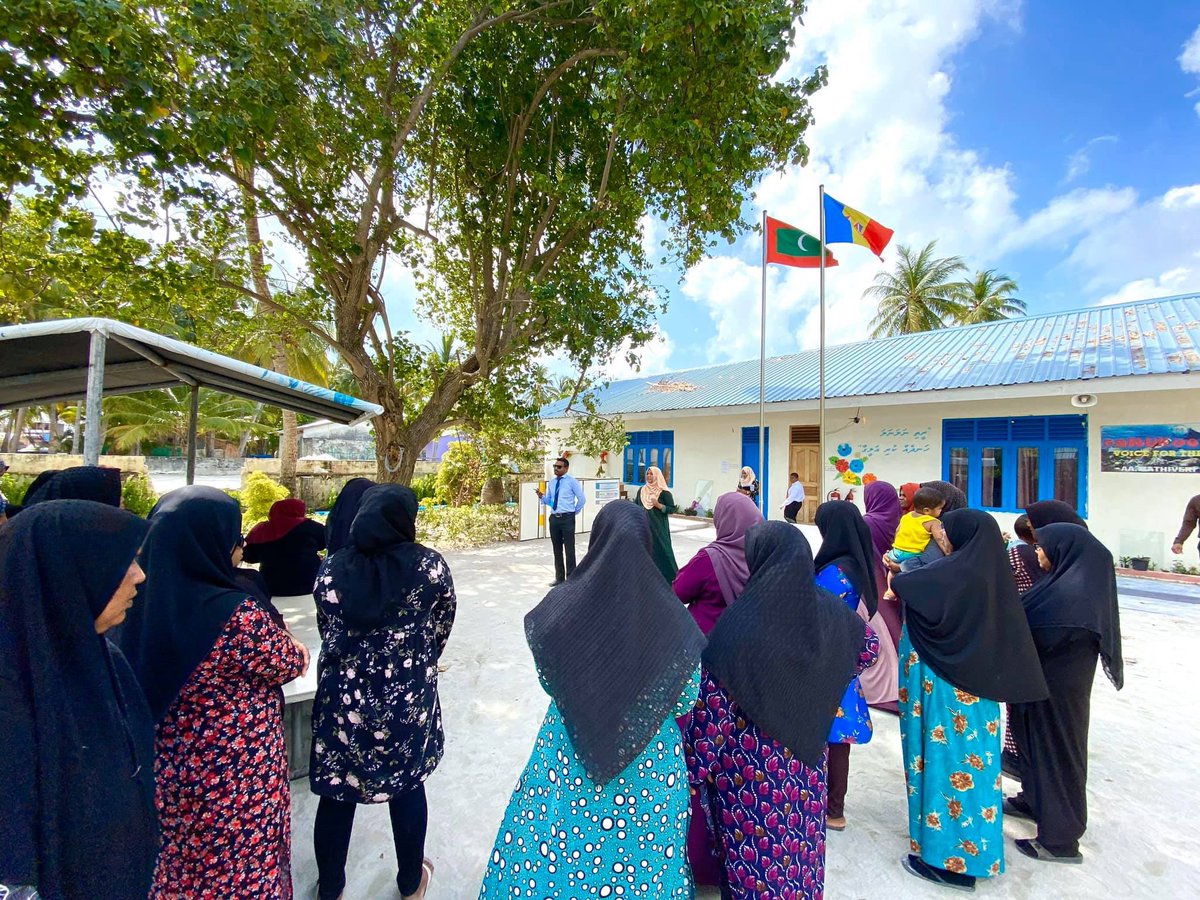 Mathiveri Health Centre (@mathiverihc) on Twitter photo Health awareness program on “Measles” and vaccination awareness among the community.
<a href="/HPA_MV/">Health Protection Agency</a> <a href="/MoHmv/">Ministry of Health</a> Health awareness program on “Measles” and vaccination awareness among the community.
<a href="/HPA_MV/">Health Protection Agency</a> <a href="/MoHmv/">Ministry of Health</a>