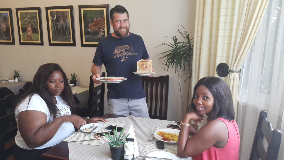 #SundayMorning 😎😆📷💙🌎🏠
Day 2 of the 1st tour of #2020 begins with a scrumptious #Breakfast at Manor House Guest House
#Meetsouthafrica 
#kzntourism