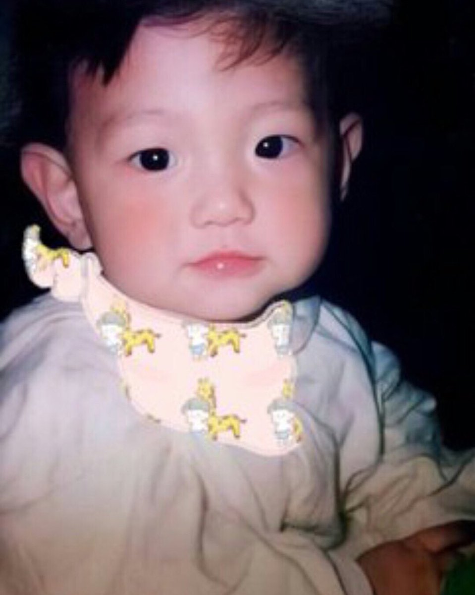 creamcsom's tweet photo. นี่ลูกเรา                         นี่เพื่อนลูกเรา https://t.co/BwwJullppi