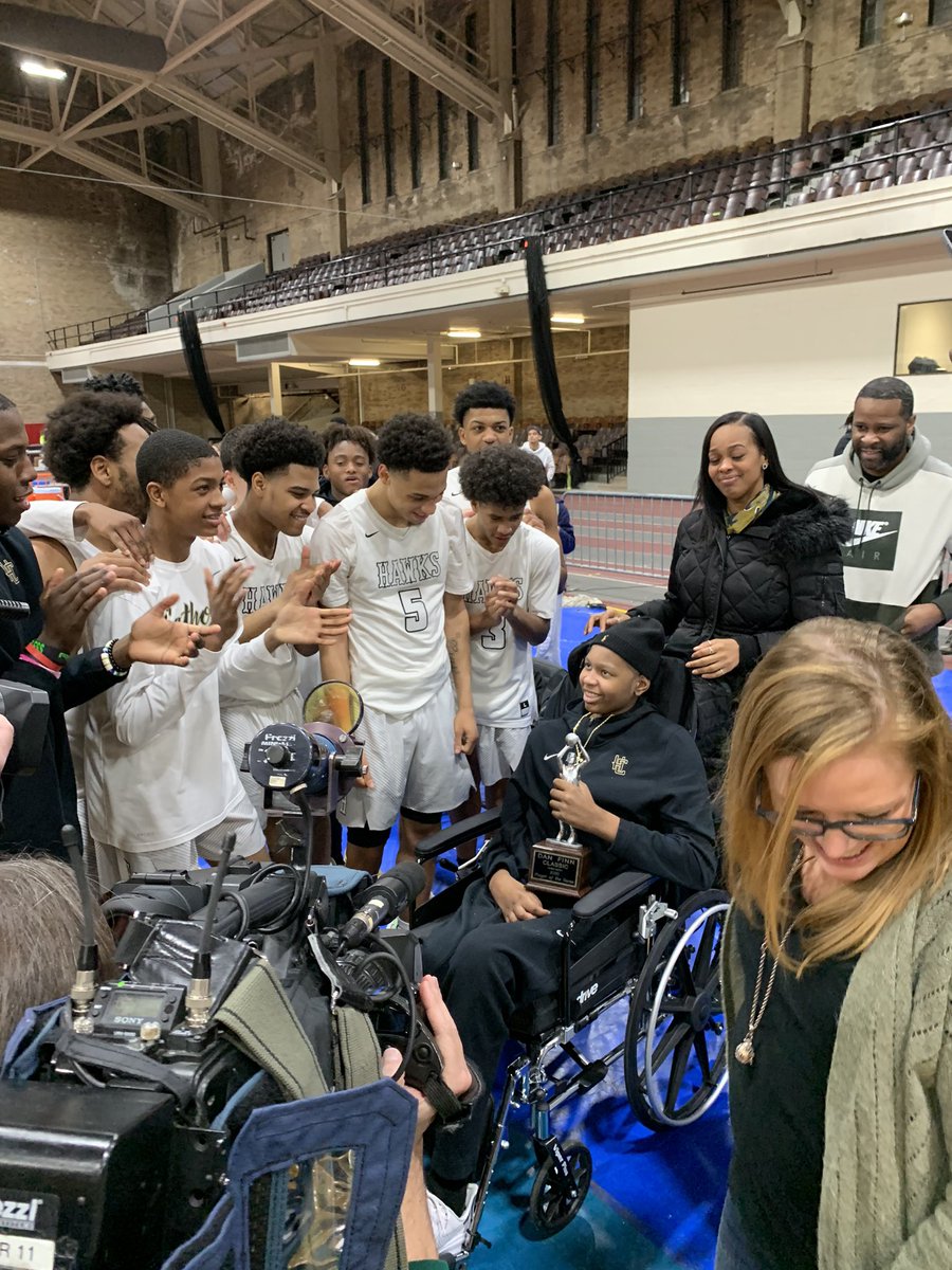 DF14always's tweet photo. In wonderful Dan Finn Classic fashion, the player of the game from @Hudson_Bball goes to Antonio Sellers! Best 6th man in the country #DFC2020 #DF14always #njhoops #biggerthanbasketball https://t.co/eAGbnaSvN8