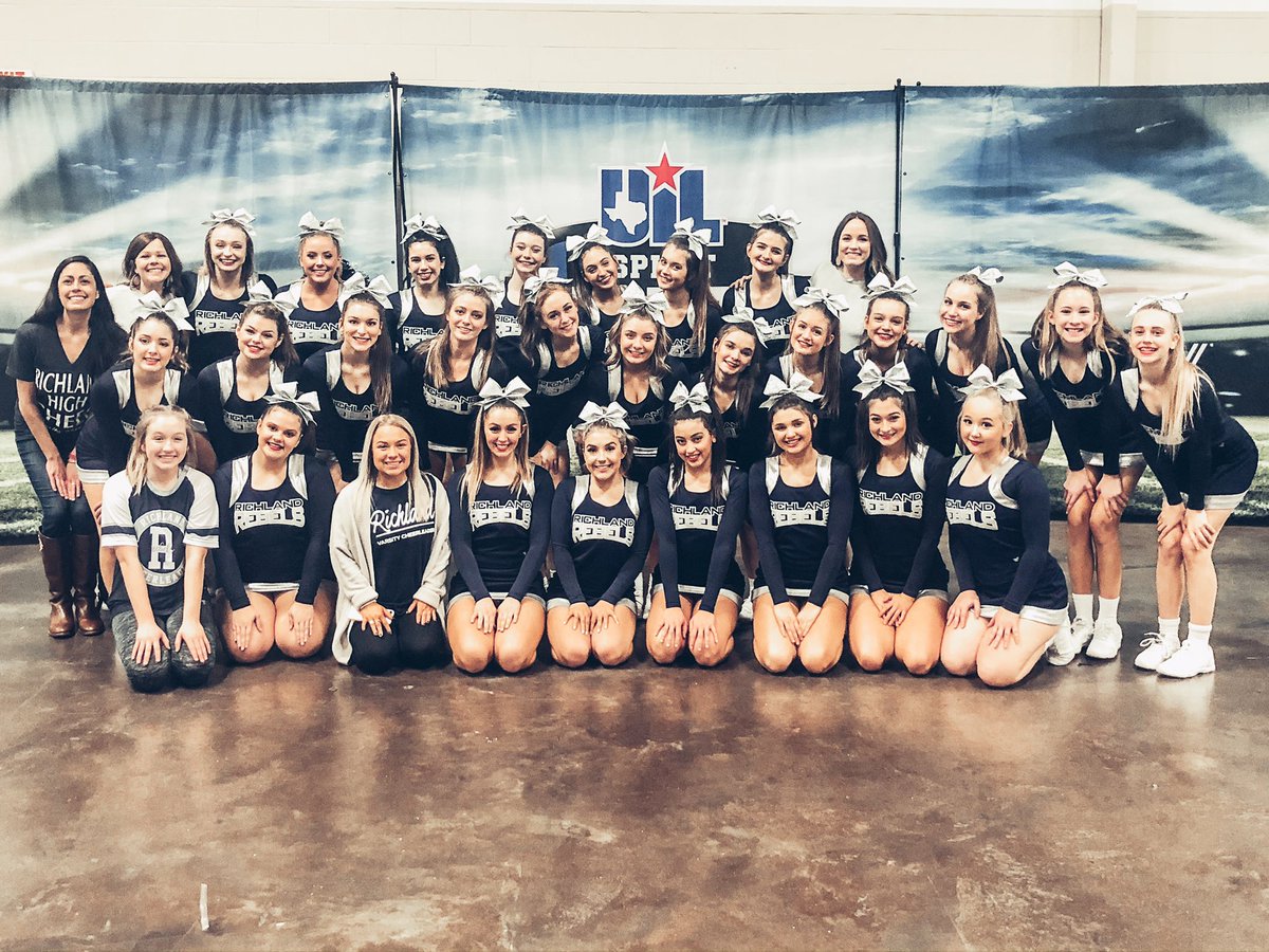 richlandhscheer's tweet photo. TOP 1️⃣0️⃣ in the State! #WeAreRichland ❤️💙 https://t.co/VshQt93R44