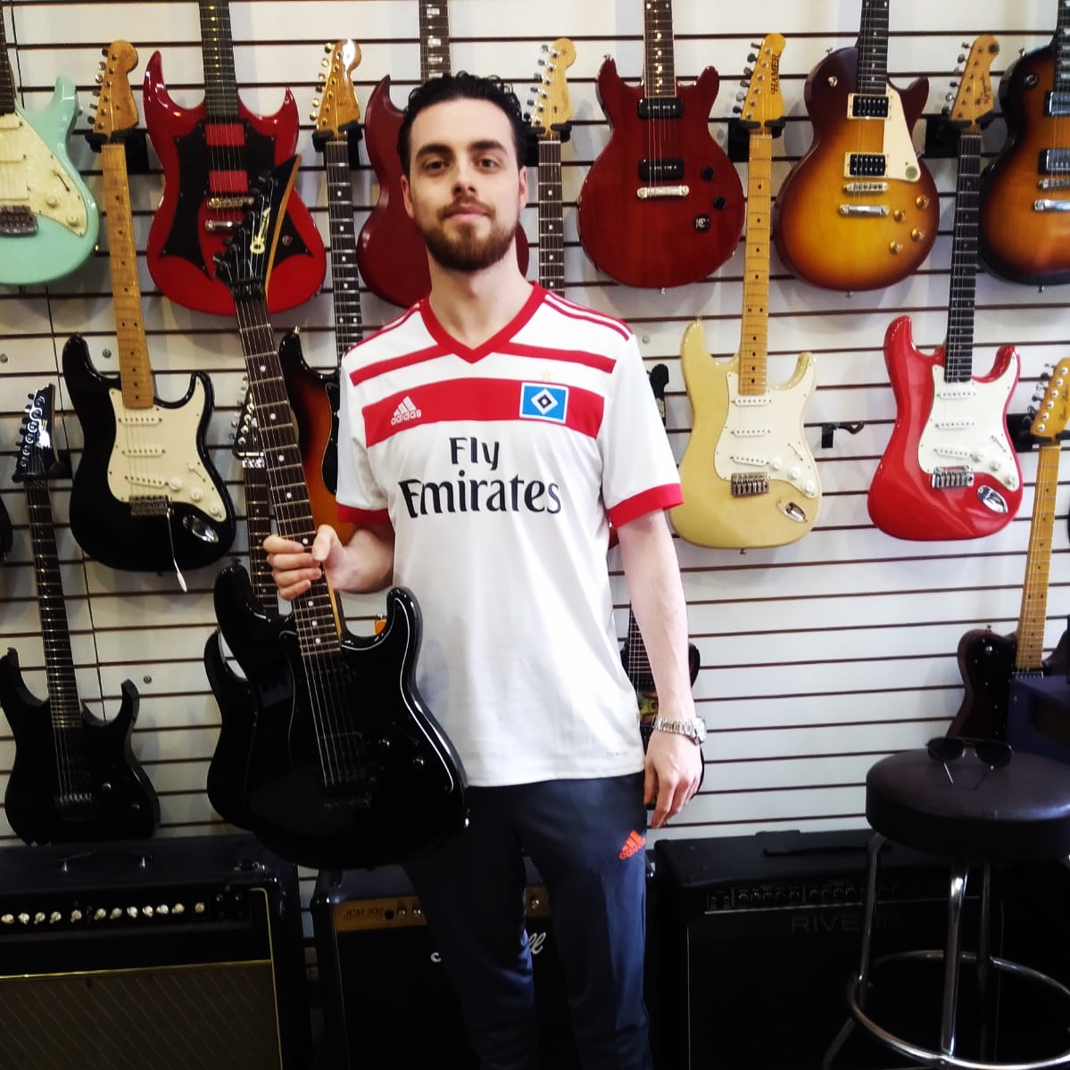 Back in São Paulo 🇧🇷 since the start of January, a great way to start the new year, rocking <a href="/CharvelGuitars/">Charvel Guitars</a> during my time here 🤘#saopaulo #brazil #rock #charvel