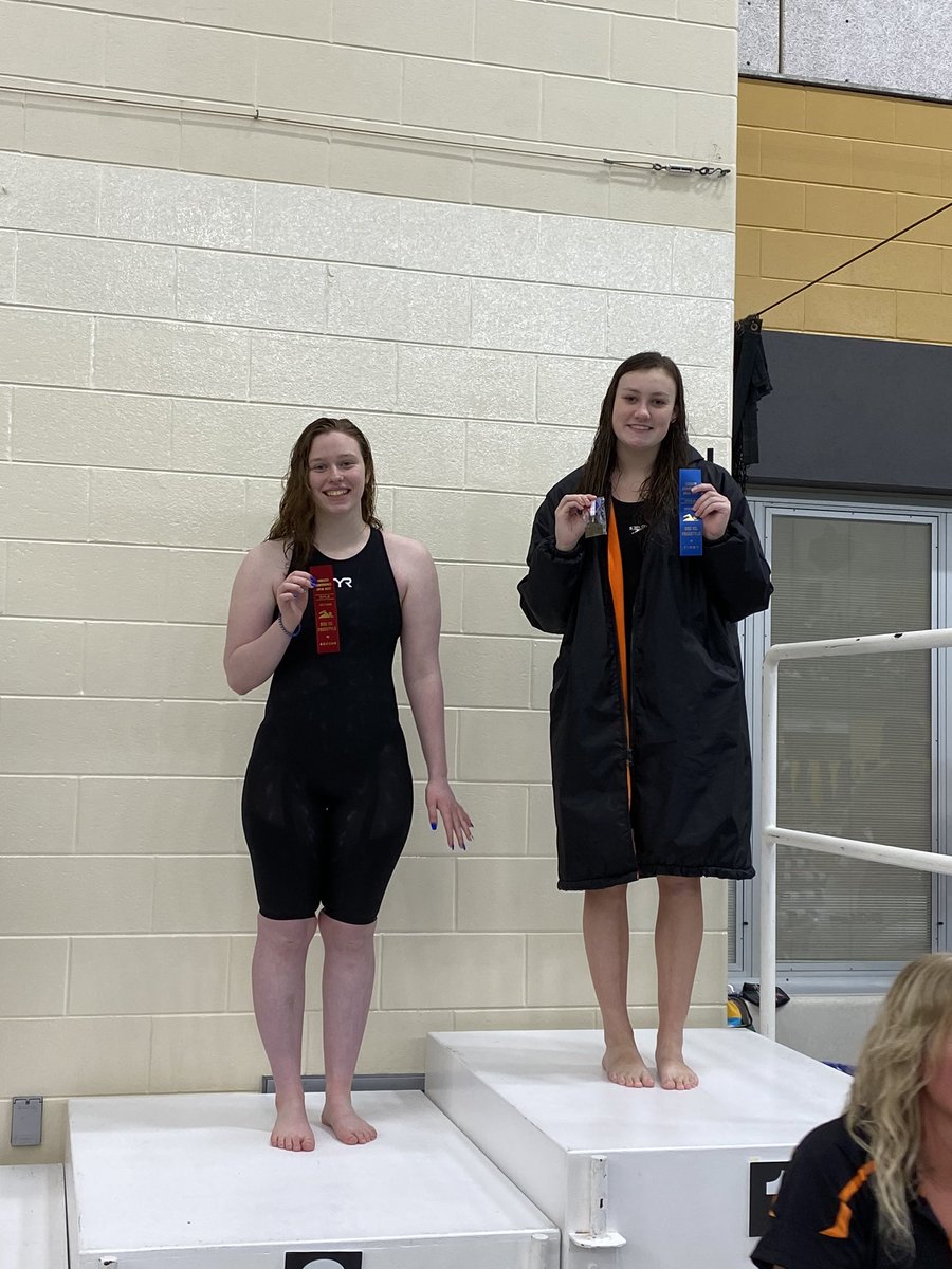 HHHSSwimteam1's tweet photo. 500 free baby 1st 2nd and 6th @ryleighoscope @tara33899496 Maria Mitchell https://t.co/J0udas1KsJ