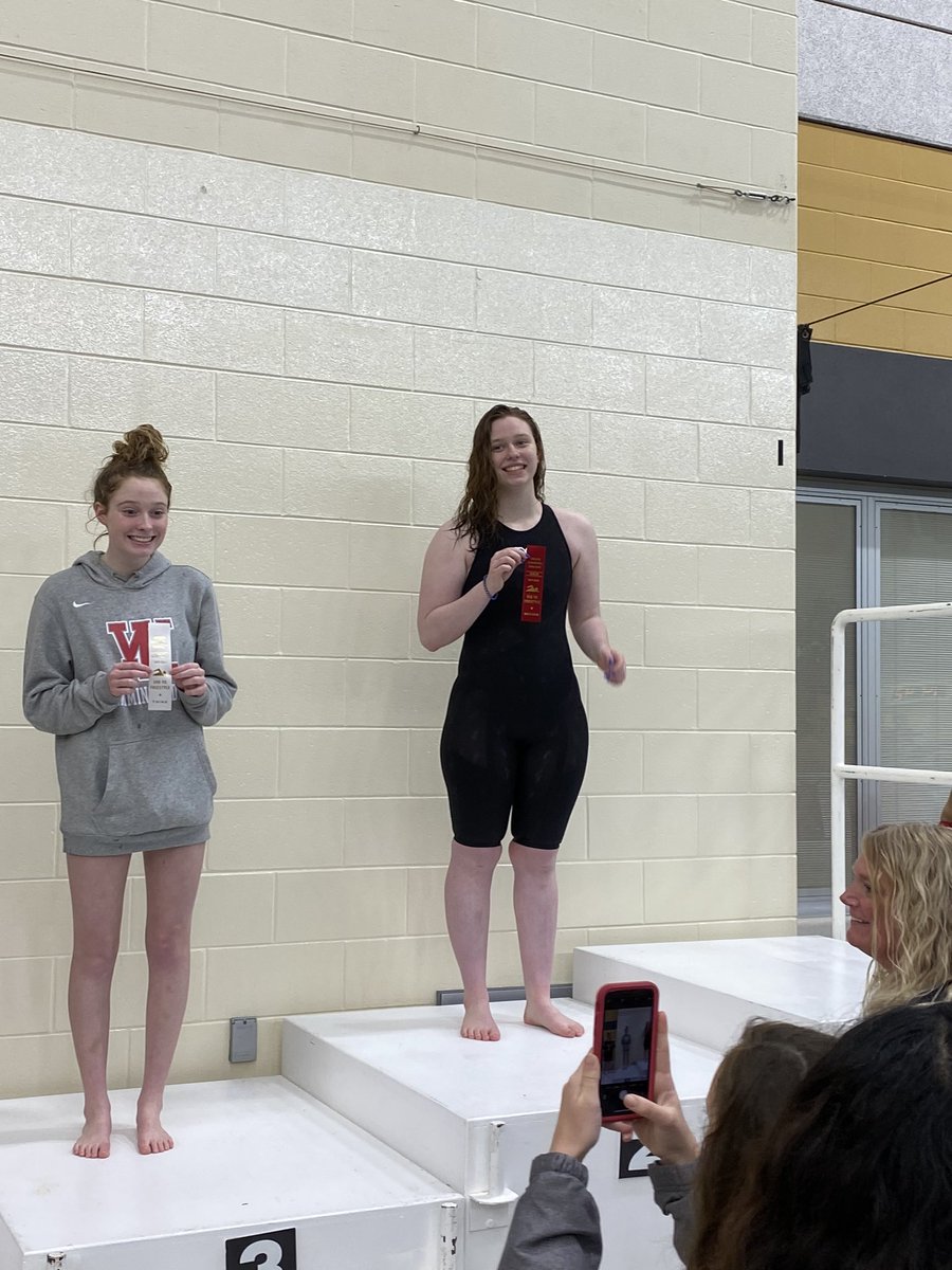 HHHSSwimteam1's tweet photo. 500 free baby 1st 2nd and 6th @ryleighoscope @tara33899496 Maria Mitchell https://t.co/J0udas1KsJ