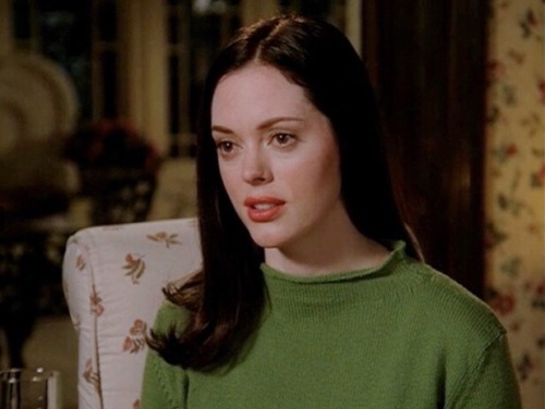 JemCharmed's tweet photo. I have just watched the episode 'A Paige from the Past' One of my fave episodes from my fave season. A truly amazing performance from @rosemcgowan in this one. ❤️❤️❤️ https://t.co/PrZuFtJ1HX