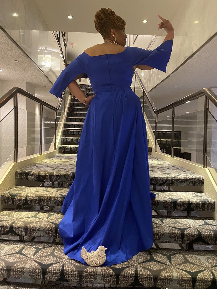 thevoiceofzeta's tweet photo. Founders’ Centennial Weekend Dinner and Gala
I’m Living My Founders’ Wildest Dreams ROYALLY... 👑 💎🕊💙
#100YearsofFiner
#JourneytoCentennial #ZetaPhiBeta
#ZPhiB2020 #ZPhiB
#Zeta100Challenge https://t.co/OKkfgGhIBb