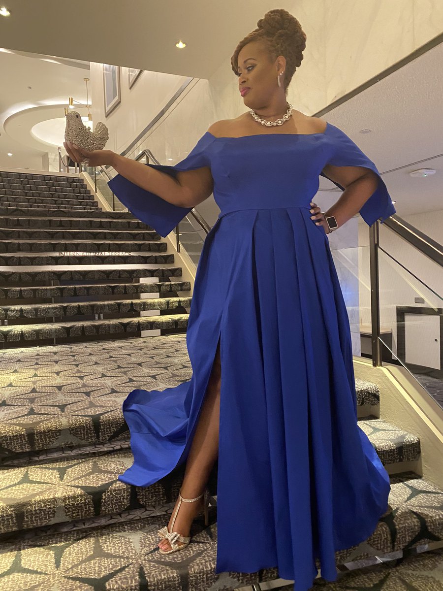 thevoiceofzeta's tweet photo. Founders’ Centennial Weekend Dinner and Gala
I’m Living My Founders’ Wildest Dreams ROYALLY... 👑 💎🕊💙
#100YearsofFiner
#JourneytoCentennial #ZetaPhiBeta
#ZPhiB2020 #ZPhiB
#Zeta100Challenge https://t.co/OKkfgGhIBb