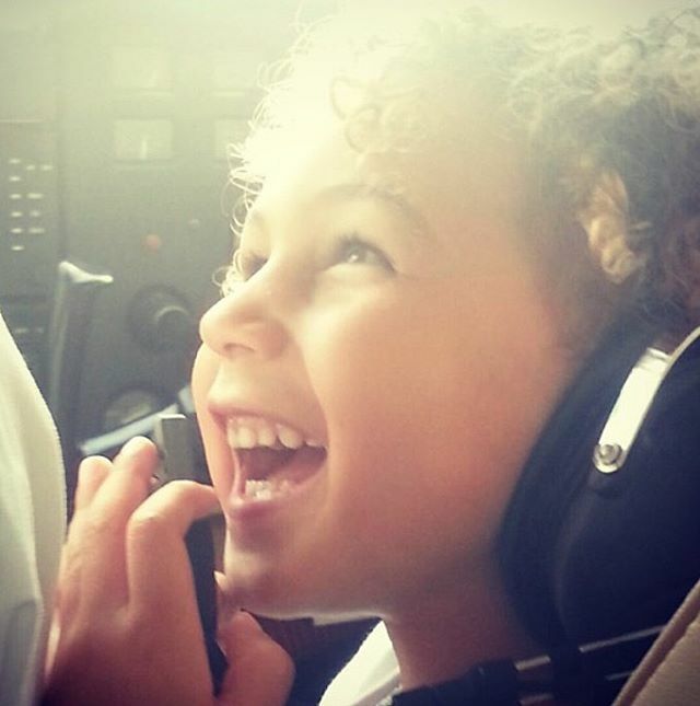 GoFlyTours's tweet image. “To most people, the sky is the limit. To those who love aviation, the sky is home.” -Jerry Crawford
#loveatfirstflight #airplanetours #miamiproposal #engagementideas #thingstodoinmiami #miamicelebrations #aviationlovers #LoveAtFirstFlight #GoFlyTours ☎️… youtube.com/goflytours