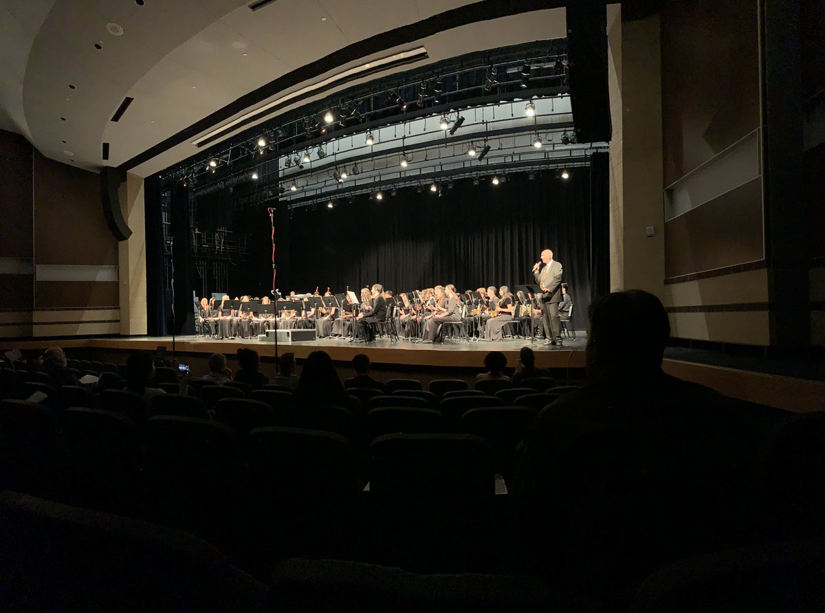 Vazquezclass's tweet photo. Congrats to all the @KleinOak participants at the Freshman Region Band...Great concert tonight!!!#itbeginswithmusic https://t.co/8P8RfhEaKJ
