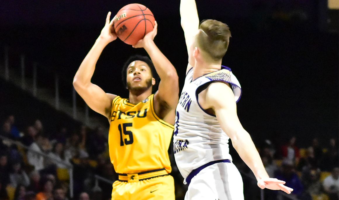 ETSUAthletics's tweet photo. Tisdale’s double-double leads Bucs past Western Carolina, 85-66 https://t.co/mbPf8H4joJ https://t.co/9KFhLqo5R1