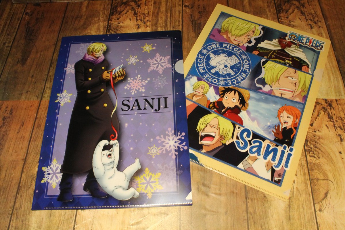 One Piece麦わらストア渋谷本店 おすすめ クリアファイル2枚セット ルフィ ゾロ サンジ ロー 各800円 税 好評発売中 麦わらストア Onepiece