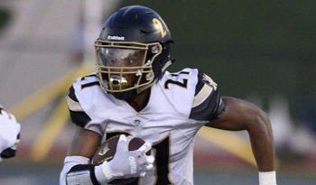 RISING PROSPECT: DONTRELL WOODS SHIFTY ’22 PLAYMAKER
(FRANCIS HOWELL NORTH'S WOODS USES SPEED TO RISE TO THE TOP)
sixstarfootball.com/article/rising…