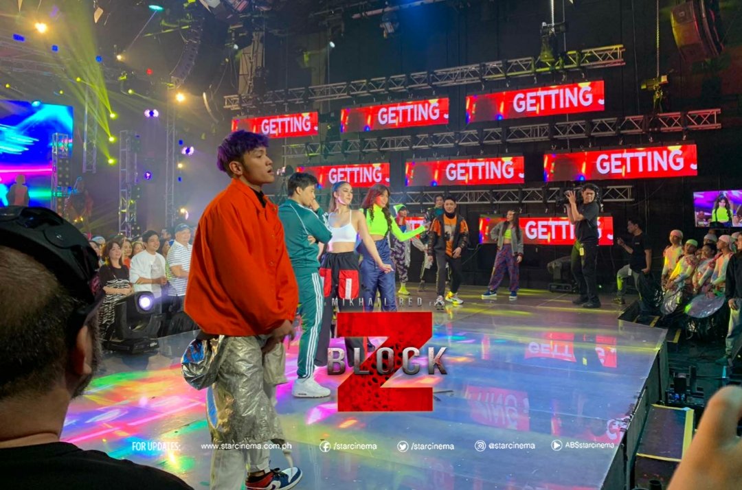 StarCinema's tweet photo. #BlockZ's Julia Barretto, Maris Racal, and Mccoy de Leon performed in today's #ASAPNatinTo stage! https://t.co/V1LsK0azWX