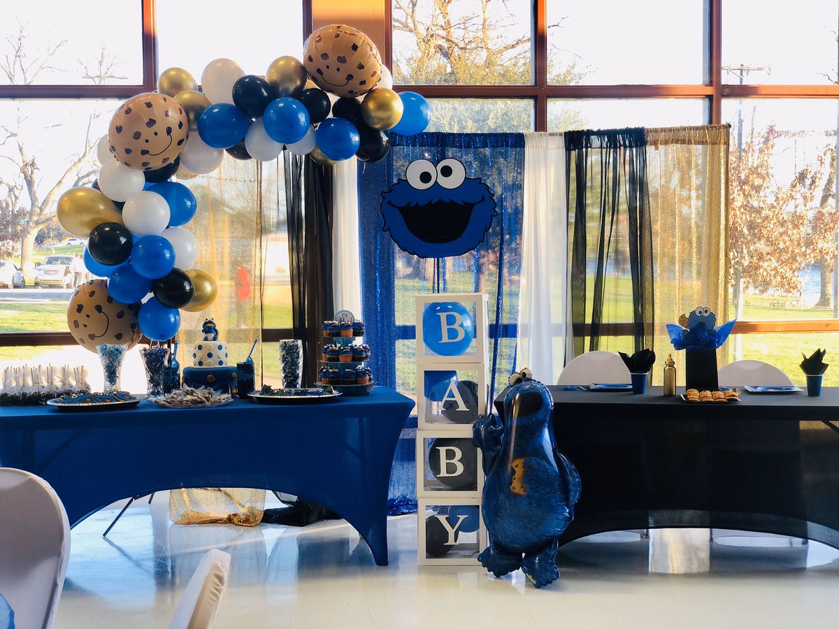 NiaaaBiaaa__'s tweet photo. โC is for cookie, thatโs good enough for me.โ I just love Cookie Monster so this baby shower was fun ๐๐ช Book w/ #NSJEventCo ๐ค https://t.co/mYk76MkjFH