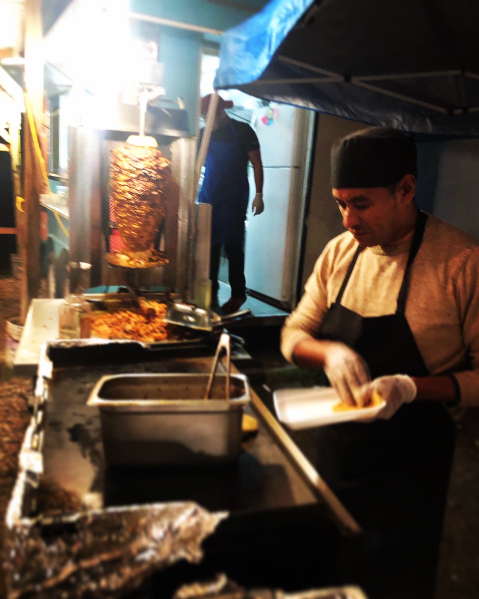 UnitedTacosUSA's tweet photo. Saturday Night. 🕺 Trompo is rollin’ & the salsa is flowin’ 🌮🌮🌮 @ Antojitos Mexicanos Los Jarochos #EastRiverside #TacosalPastor #Trompo
.
.
.
#tacos #texas #taco #tacolife #tacosofinstagram #atxfoodie #atxeats #tacosruleeverythingaroundme https://t.co/PasVGOhNeP