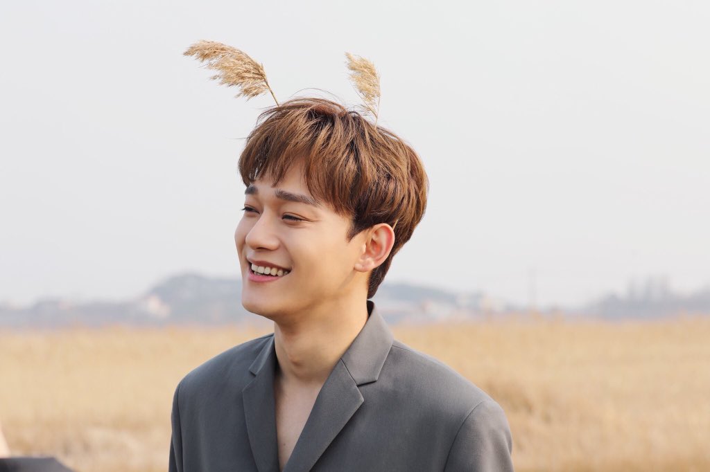 chen21stcentury's tweet photo. No matter what happen don't forget to smile everyday.                                           #엑소9_평생_함께가자 
#MyAnswerIsEXO9
#CHEN_STAYS https://t.co/VvJM4YN7An
