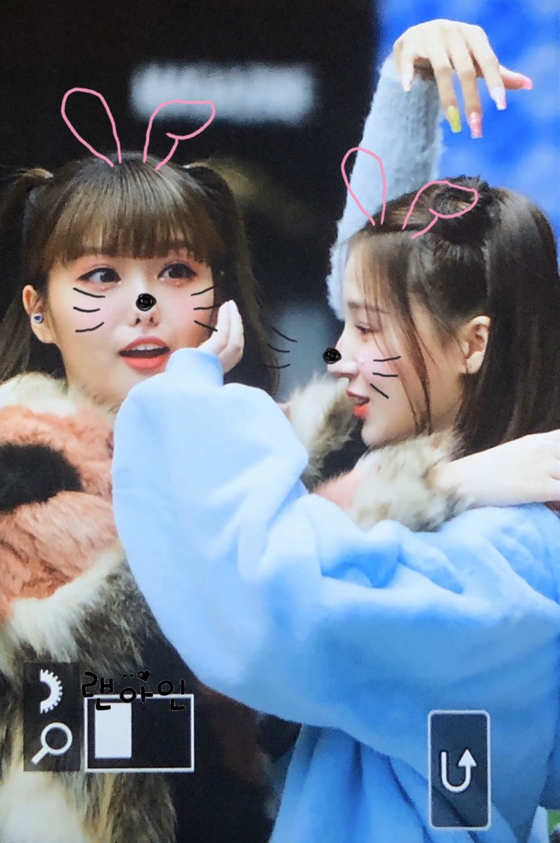 renahin___'s tweet photo. 200118 미팬 

😍😍😍

#모모랜드 #MOMOLAND #モモランド #아인 #AHIN #アイン @OfficialMMLD https://t.co/v6DHkWaxlx