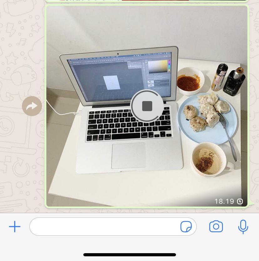 gie_ndud's tweet photo. #whatsapp help I can’t send image @WhatsApp https://t.co/63QD2QmYbg