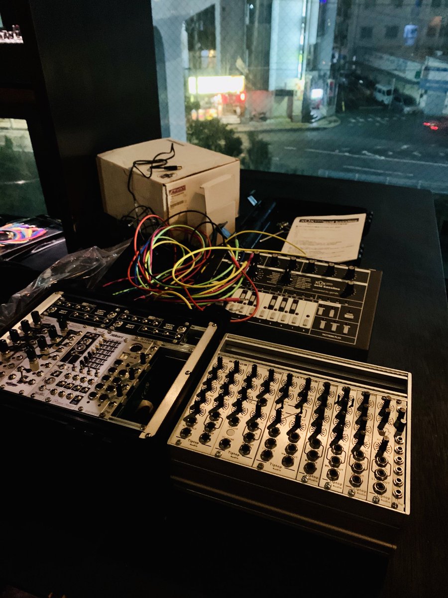 eableabl's tweet photo. ヤバイ！
コンプリート！

#tropicalmodularclub #tiptopaudio 

#modularsythesizer #モジュラーシンセ https://t.co/nKwIQxhJSH