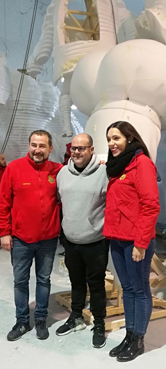 FLuisLamarca's tweet photo. @tamanyicolor" Quise decirte que me muero que por tu culpa estoy penando pero no pude, pero no pude porque estabas... Comunicando, comunicando"
Proximament als carrers de LLuís Lamarca i Velàzquez😉
#somLLV #VullFalla #SomPatrimoni #Falles2020 #LLVsince1970 #50tenariLLV https://t.co/yWA4uKY926