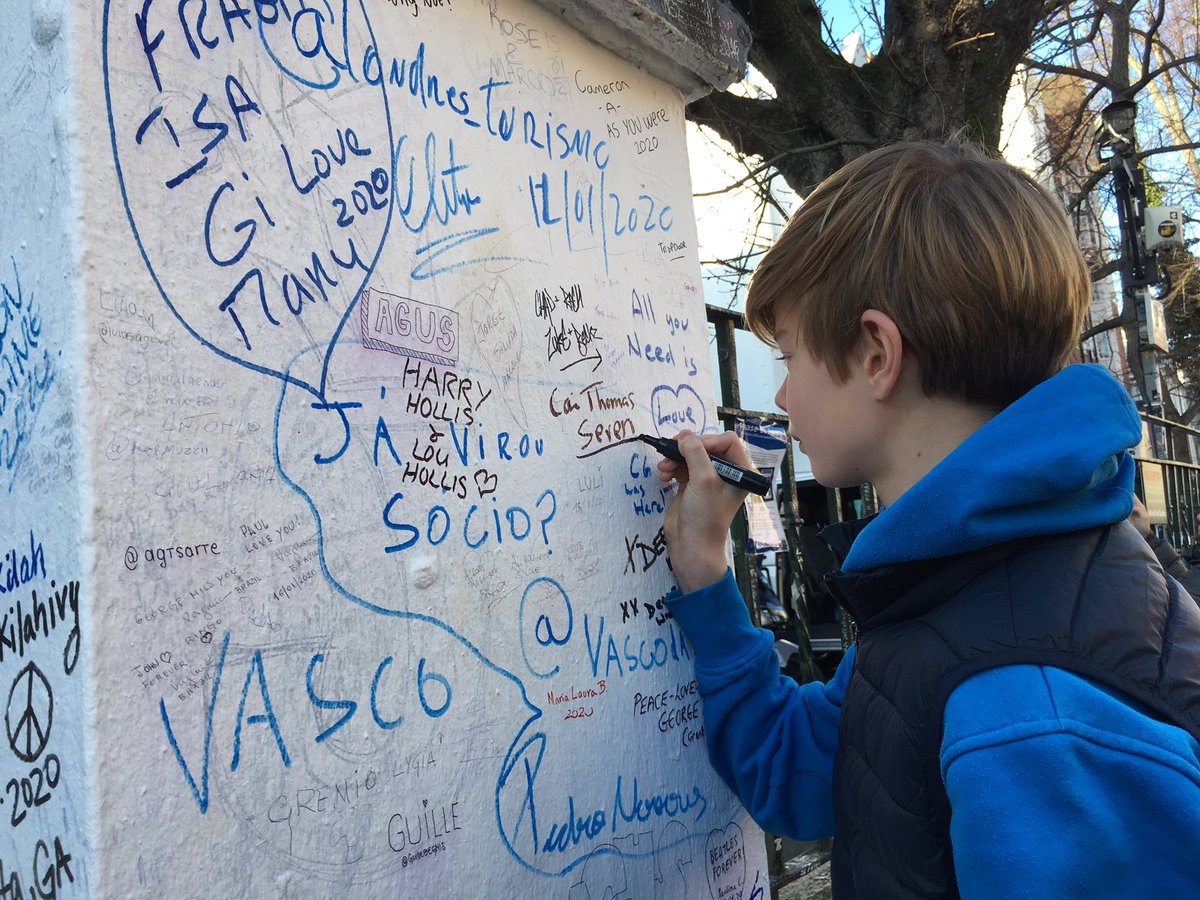 Recognise this place? At <a href="/AbbeyRoad/">Abbey Road</a> yesterday to master my album ‘Seren’ with my little bro Dylan. And got a tour! #luckyme  @rubiconclassics <a href="/rob_lewis_music/">Rob Lewis</a> #chorister #boytreble #seren #debutalbum