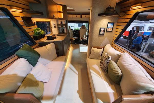 Unsere Highlights von der #CMT20
Der Camper Van der Zukunft: Vision Venture von Hymer.