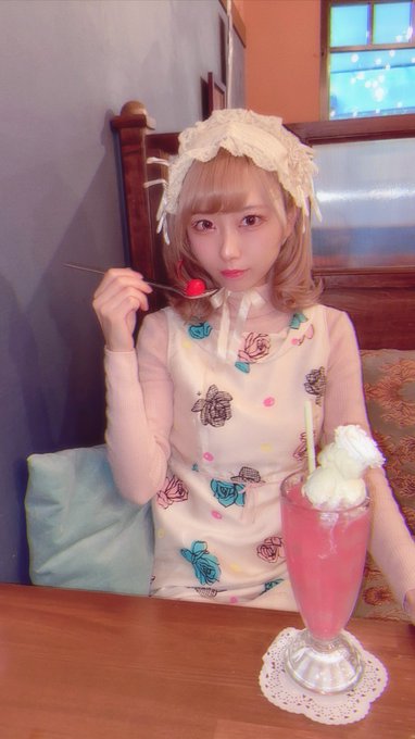 Twitterのコスプレ画像16