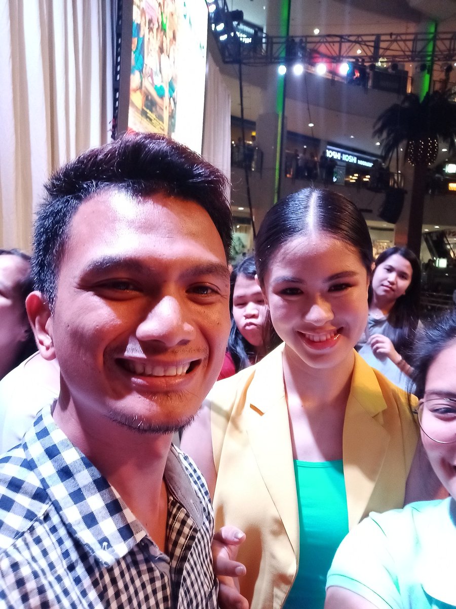 jeromeponce016's tweet photo. #D'NINANGS
#KissesDelavin https://t.co/XUE2lJYZ9J