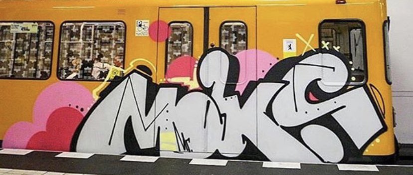 doeleano's tweet photo. #MrMAKS #Moas #Graffiti #Train https://t.co/SiATGXCizj
