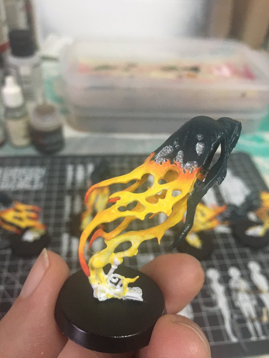 zane5546's tweet photo. #Hobbystreak Day 29. #flamegeists-red glazing on flame tips, Reaper Honed Steel base on chainmail, assembled, based. #Miniatures #miniaturepainting #LegionofHell #undead #piquet #wargaming #warhammer #nighthaunt #9thAge #Warmongers https://t.co/JlUqUbpVgm
