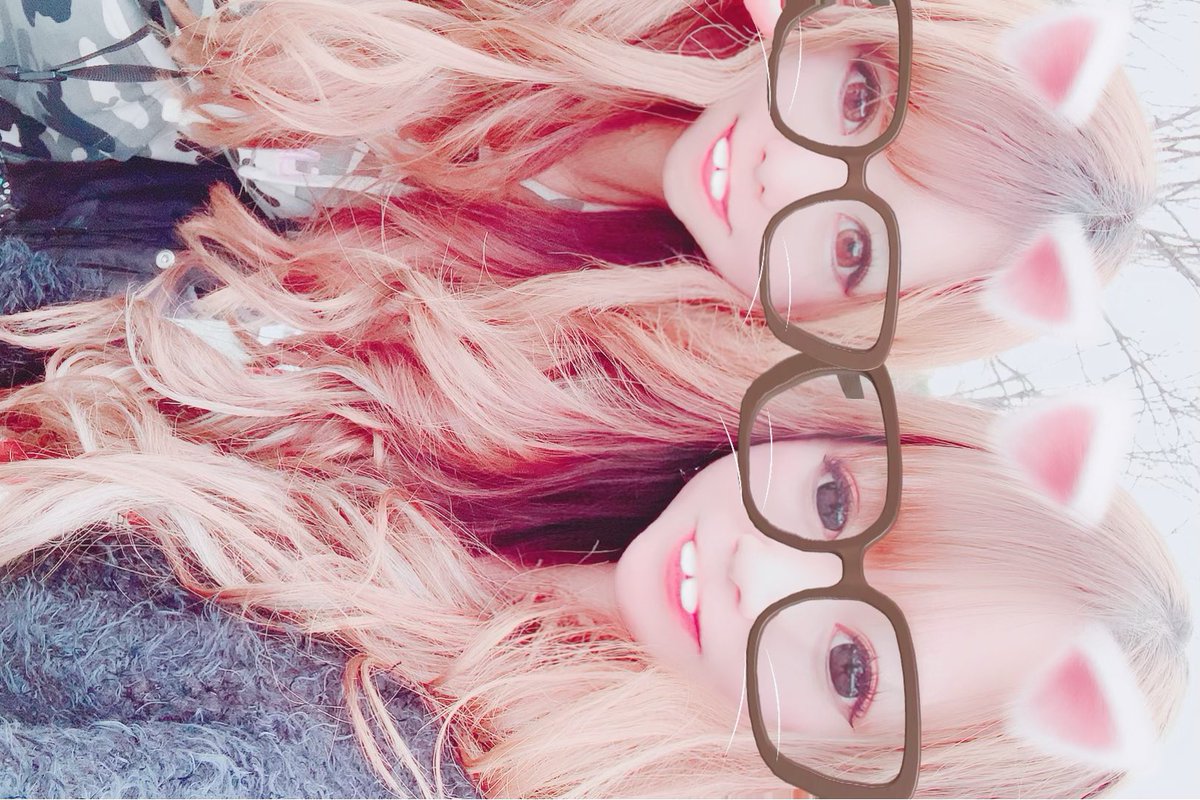 mexx7533's tweet photo. 久しぶりのイベント楽しかった😎
ものえちゃんにも会えました👍❤️
#AF #AutoSalon2020 https://t.co/TX3JNhKJCK