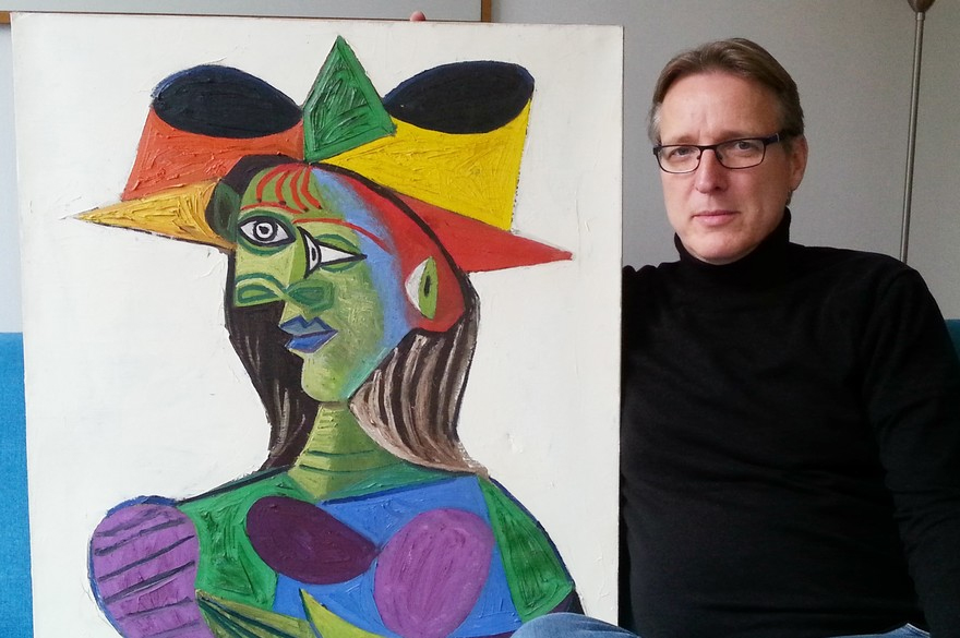 LeonardCostello's tweet photo. Un Picasso volé il y a 20 ans retrouvé grâce à l'"Indiana Jones de l'art". rien n'est jamais perdu. Un tableau de Pablo Picasso volé il y a 20 ans sur un yacht dans le Sud de la France est réapparu aux Pays-Bas. Estimé à 25 millions d'euros, le "Portrait de Dora Maar" https://t.co/LC9uGyRM4i