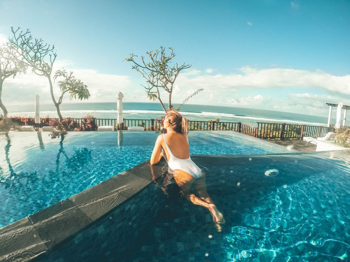 SamabeResort's tweet photo. Take a moment to enjoy every second of your stay because you don’t want to miss a breathtaking view in front of your eyes

BOOK NOW https://t.co/Gl9f7kw2BN

Photo Instagram by @nadine_denisova https://t.co/zkfGXfedWm