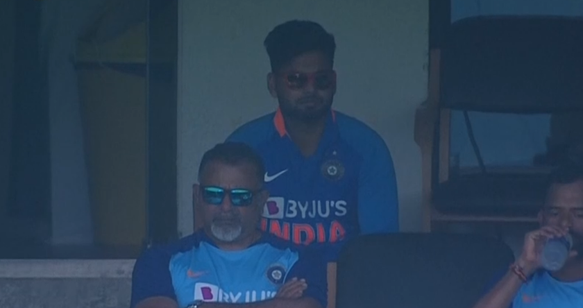 AskRishabh's tweet photo. After not being a part of playing XI, Pant following Rayudu's footstep and watching the match with 3D glasses 🙏
#INDvA https://t.co/Cgh7TiumDL