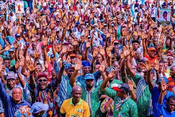 MalaTujjani73's tweet photo. #Lastyear_Memory
While President @MBuhari is still in Jos receiving & undiluted love from the good people of Plateau State Dolapo, on behalf of H.E @AishaMBuhari, gathered thousands of women&youth in the City of Ibadan & did it for #PMB4Plus4 D #NextLevel is settled everywhere! https://t.co/z2Zv5x7Rbe