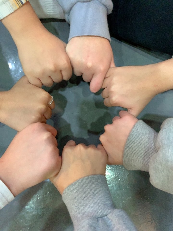 Sawall_17's tweet photo. [사월's 수연] 안녕하세요! 새로 들어온 원우파트 수연입니다~ 오늘 ��� 연습이였는데 너무 재밌는 시간이였습니다 잘부탁드립니당🥰❤️ https://t.co/uW4fy1xd4N